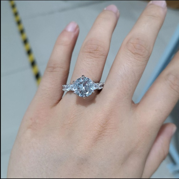 New Women’s Luxury 925 Silver wedding Ring 💍 - Picture 5 of 6